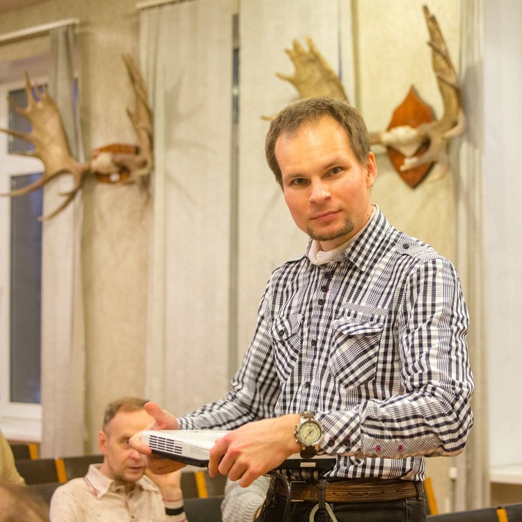 Перед выступлением в Клубе фотоохотников ЛООиР